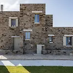 Stone Haven Plaka (Naxos)