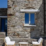 Stone Haven Plaka (Naxos)