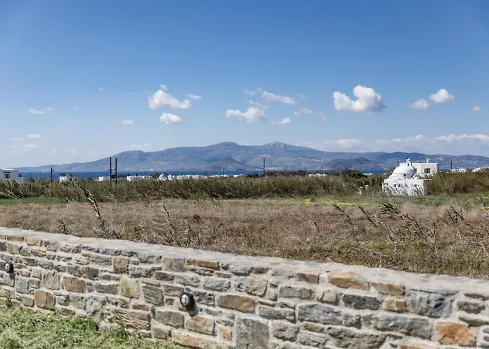 Stone Haven Plaka (Naxos)